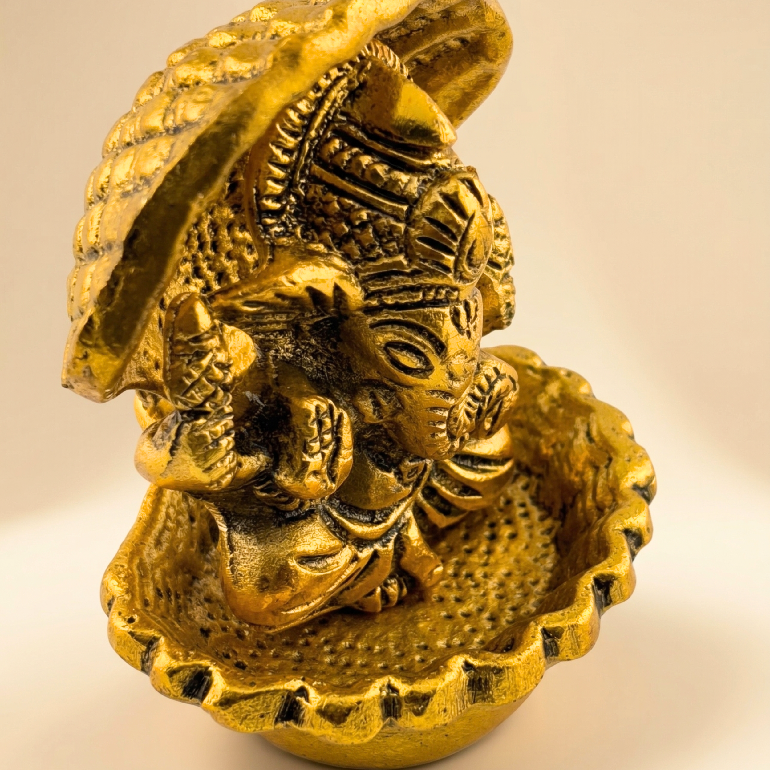 Handcrafted Seep Ganesha Idol – Antique Gold Seashell Ganpati for Home Decor &Premium Gifting | Gulabi Craft