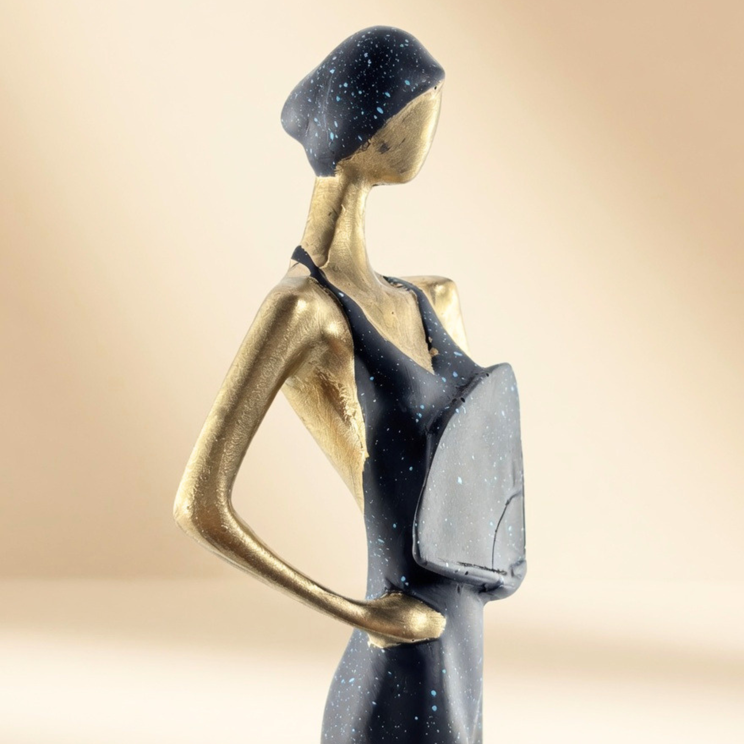 Handcrafted Elegant Wine Lady Bottle Holder – Luxury Bar & Table Decor Gift Item | Gulabi Craft