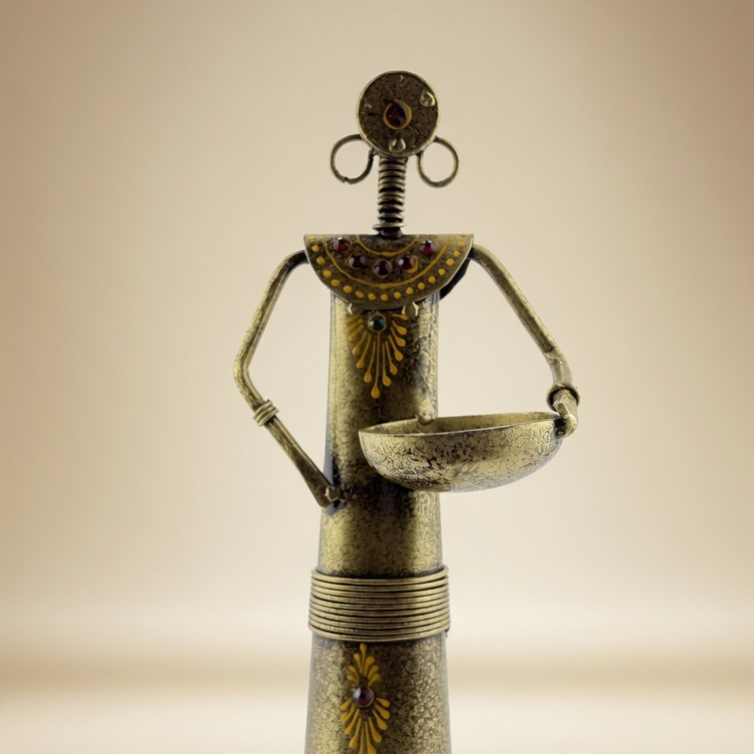 Handcrafted Labour Lady Showpiece Set of 4 – Vintage Metal Tribal Home Decor Table Figurines | Gulabi Craft