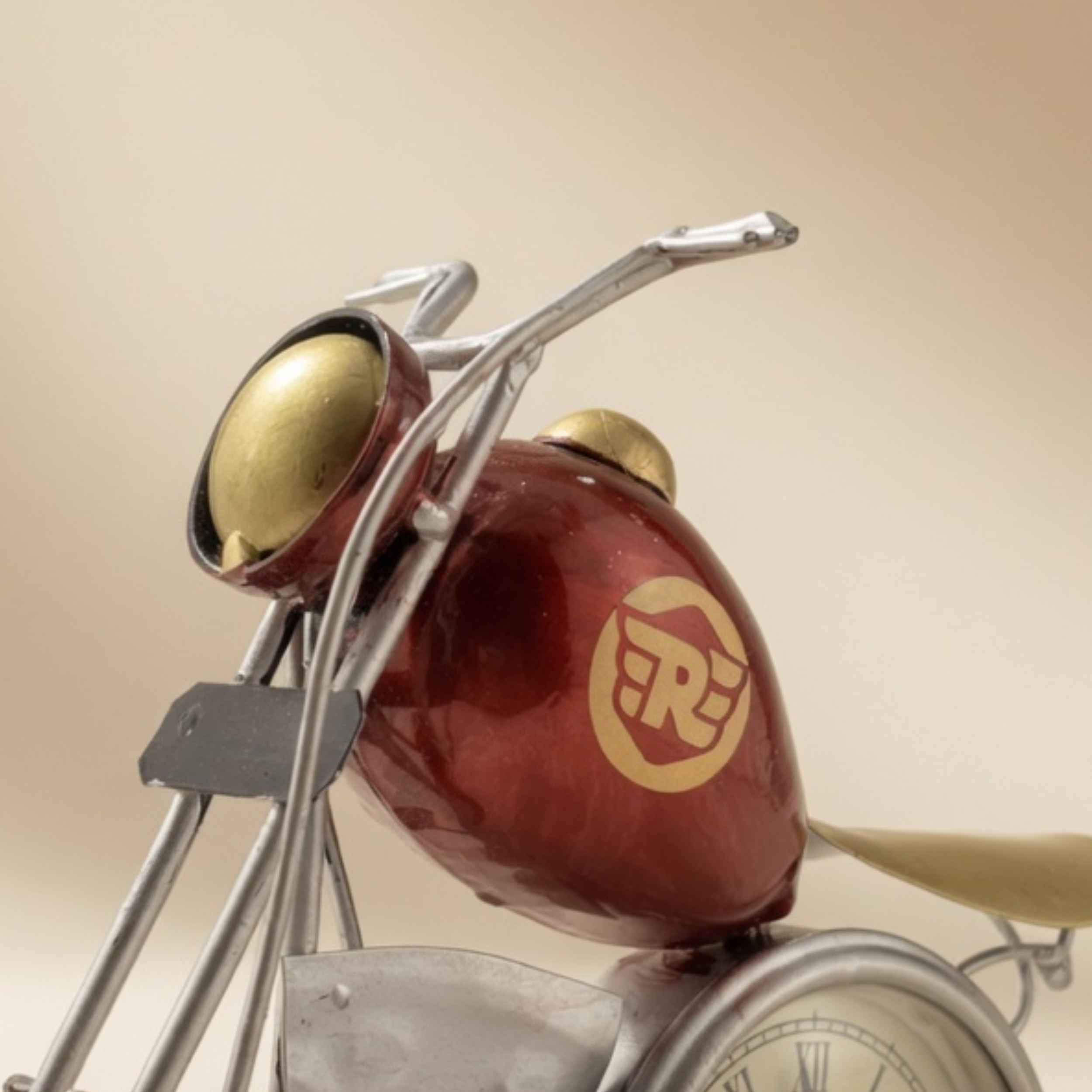Handmade Metal Motorcycle Table Clock – Vintage Home Decor