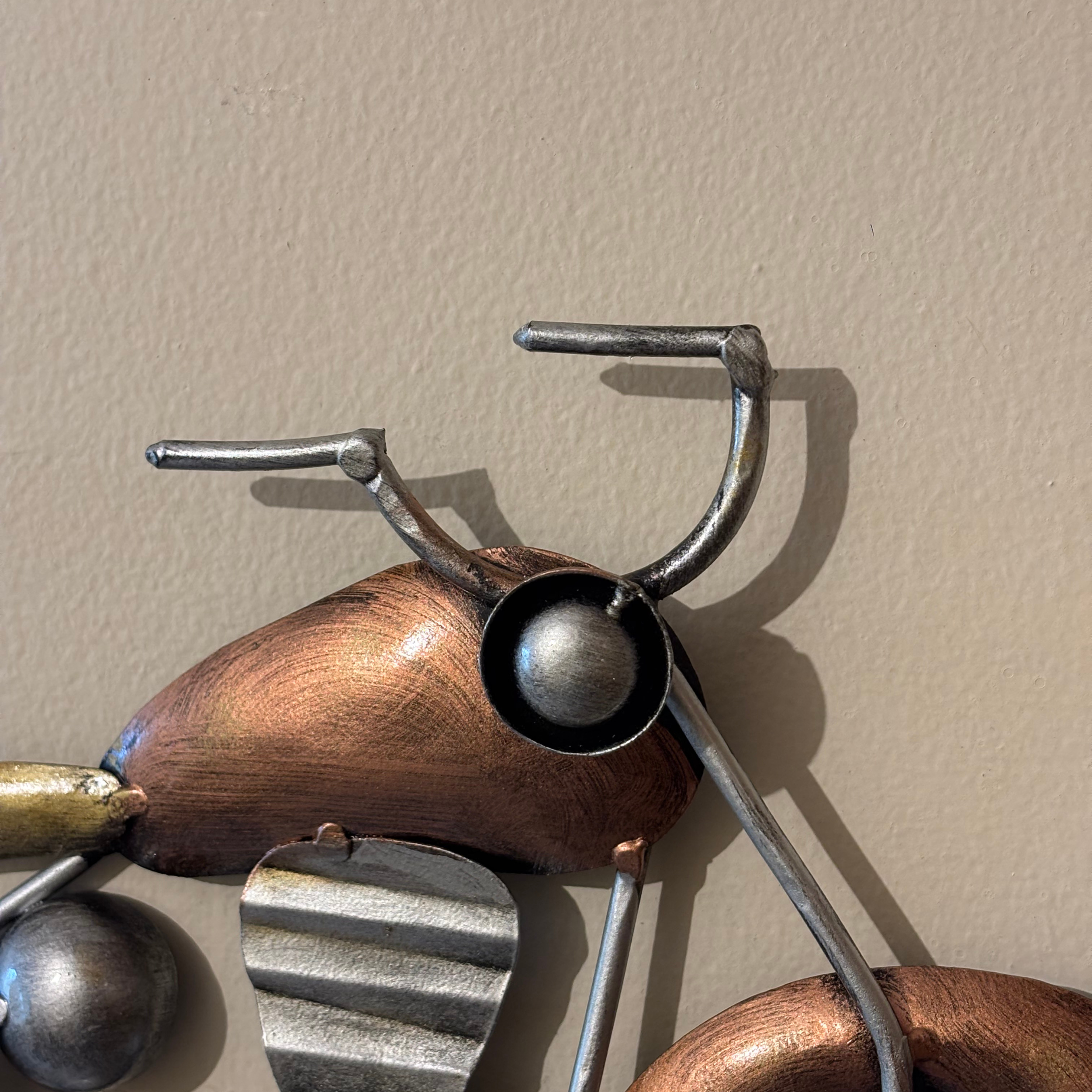 Handcrafted Vintage Bike Key Holder – Rustic Metal Motorcycle Wall Hook for Home Decor & Gifting | Gulabi Craft