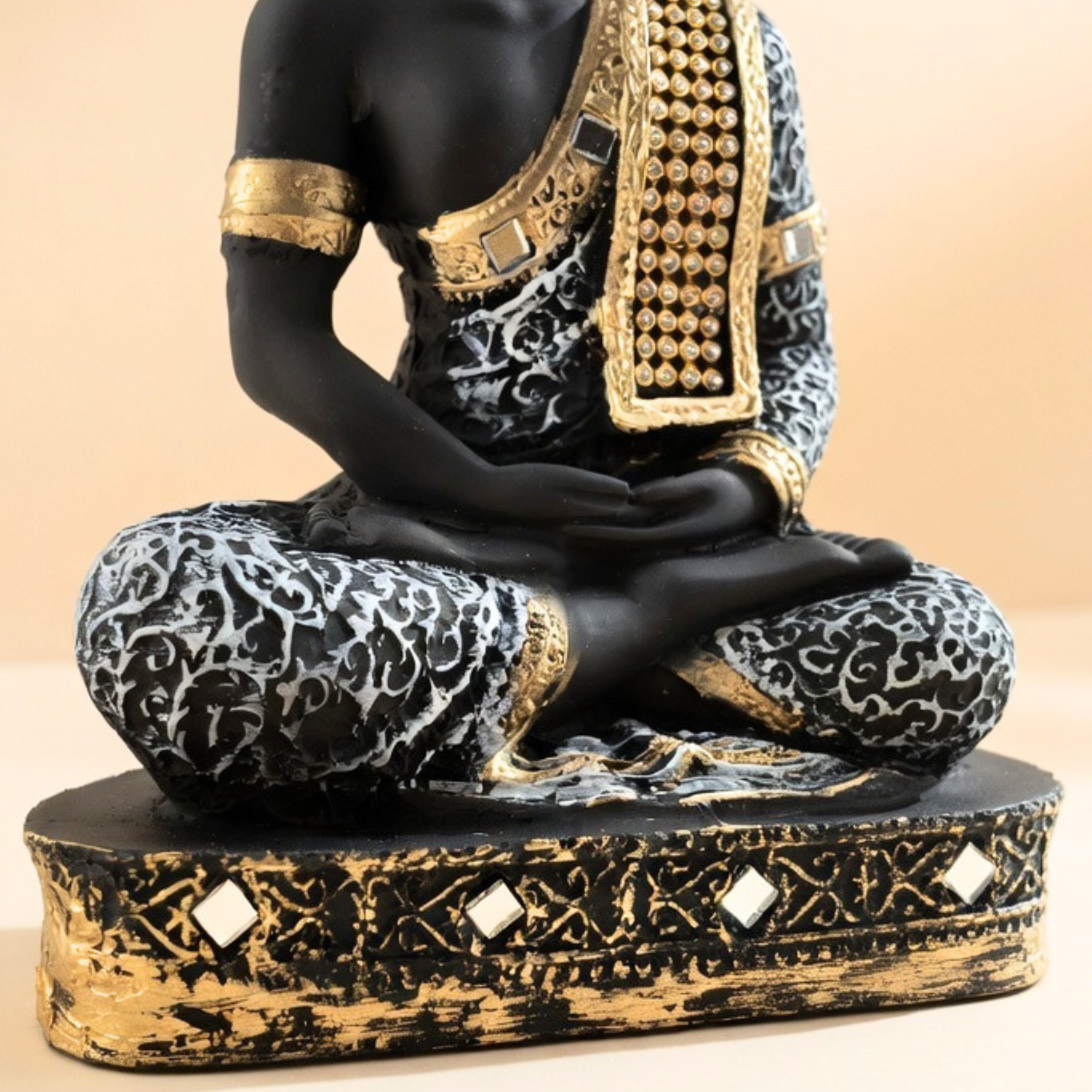 Handcrafted Meditating Buddha Statue – Peaceful Home Decor Idol