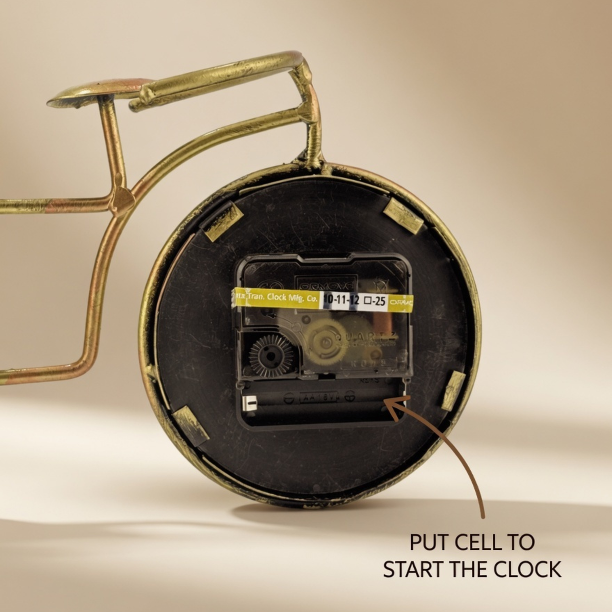 Handmade Vintage Bicycle Clock Pen Holder – Antique Metal Desk Decor | Gulabi Craft