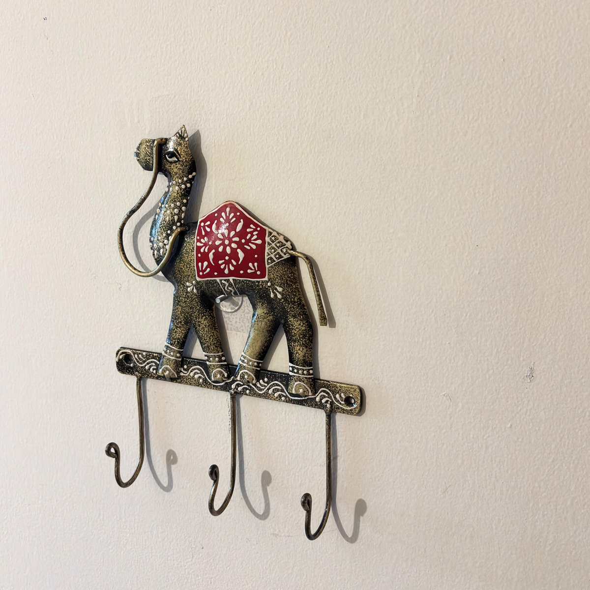 Handcrafted Camel Key Holder – Antique Metal Wall Hook for Entryway Decor & Gifting | Gulabi Craft
